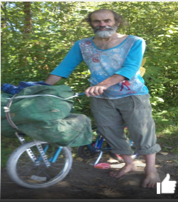 Adrian Wolfe - midget on tiny bike