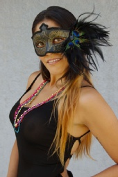 On The Go Photography - Mardi Gra Girl